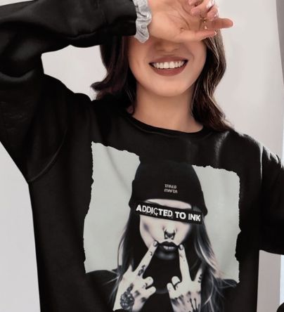 Entdecke Inked Mafia's Langarm Sweatshirts – ideal für Tätowierte, die Stil mit Komfort verbinden wollen. Diese Sweatshirts betonen deine Tattoos und halten dich warm. 