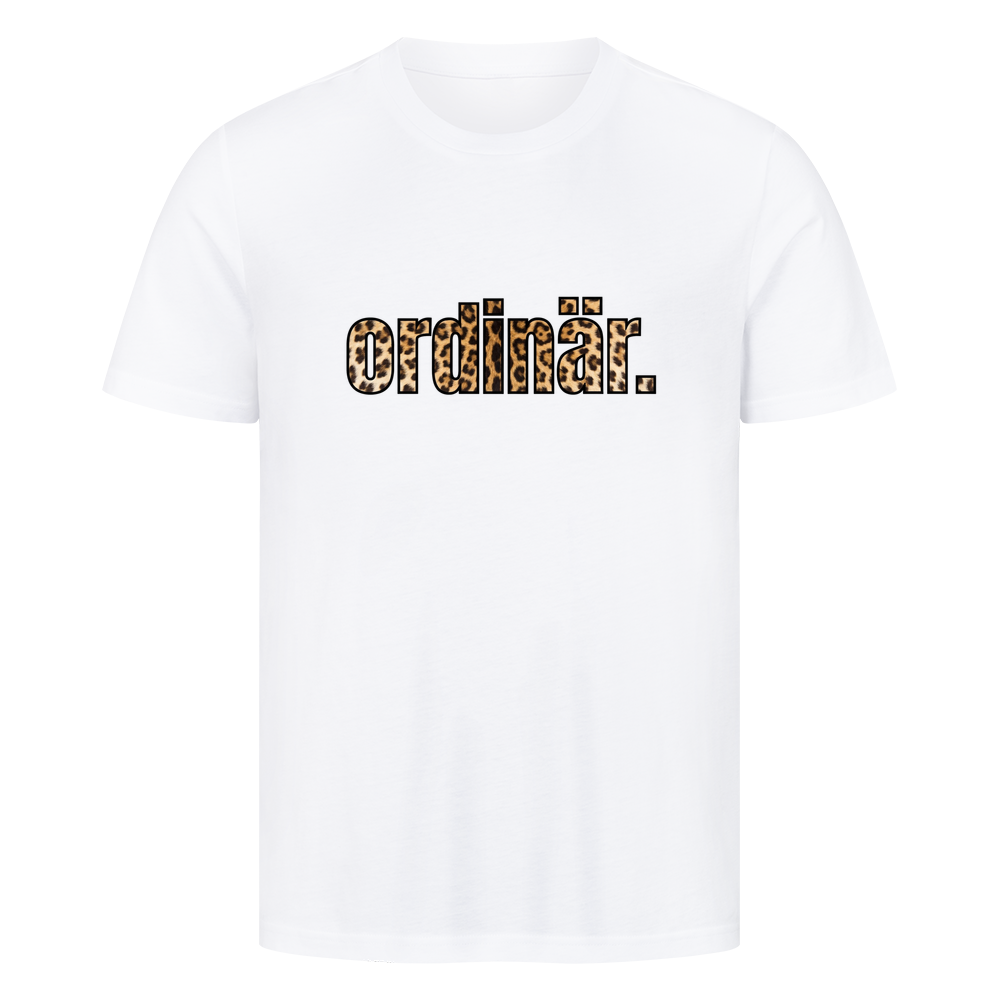 ordinär. - Premium Shirt T-Shirt S Weiß Tattoo Fashion von inked-mafia.de. Dieses Teil gehört in jeden Kleiderschrank eines inked-rebels! Finde ideale Geschenke für Tätowierte, Tattoofans oder Tätowierer.