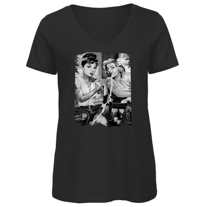 Old Style - Damen Shirt Clothes  Schwarz XS  Tattoo Fashion von inked-mafia.de. Dieses Teil gehört in jeden Kleiderschrank eines inked-rebels! Finde ideale Geschenke für Tätowierte, Tattoofans oder Tätowierer.