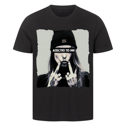 Addicted - Premium Shirt T-Shirt  S Schwarz  Tattoo Fashion von inked-mafia.de. Dieses Teil gehört in jeden Kleiderschrank eines inked-rebels! Finde ideale Geschenke für Tätowierte, Tattoofans oder Tätowierer.