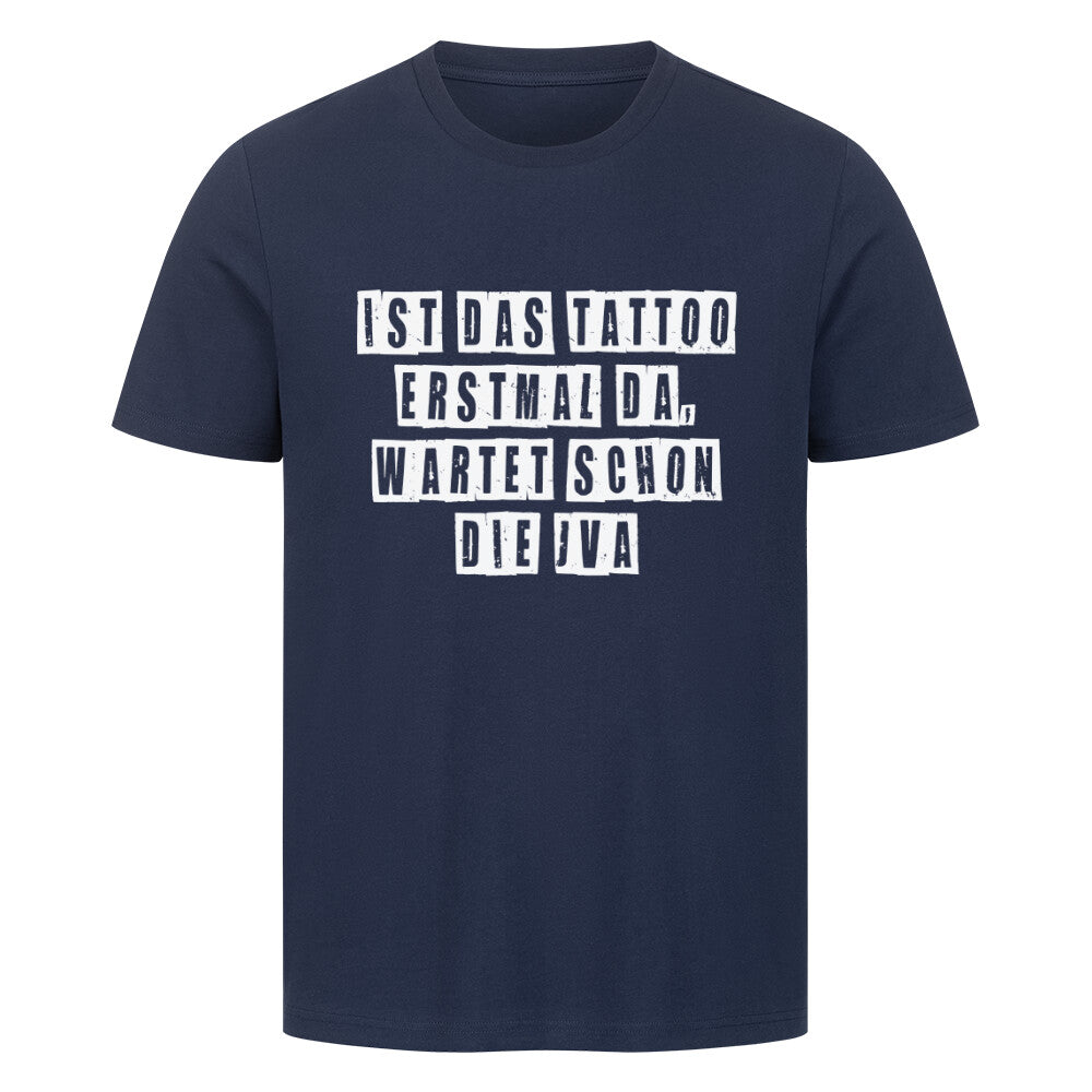 JVA - Premium Shirt T-Shirt  S Navy Blue  Tattoo Fashion von inked-mafia.de. Dieses Teil gehört in jeden Kleiderschrank eines inked-rebels! Finde ideale Geschenke für Tätowierte, Tattoofans oder Tätowierer.
