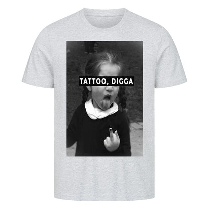 Tattoo Digga - Premium Shirt T-Shirt  S Grau  Tattoo Fashion von inked-mafia.de. Dieses Teil gehört in jeden Kleiderschrank eines inked-rebels! Finde ideale Geschenke für Tätowierte, Tattoofans oder Tätowierer.