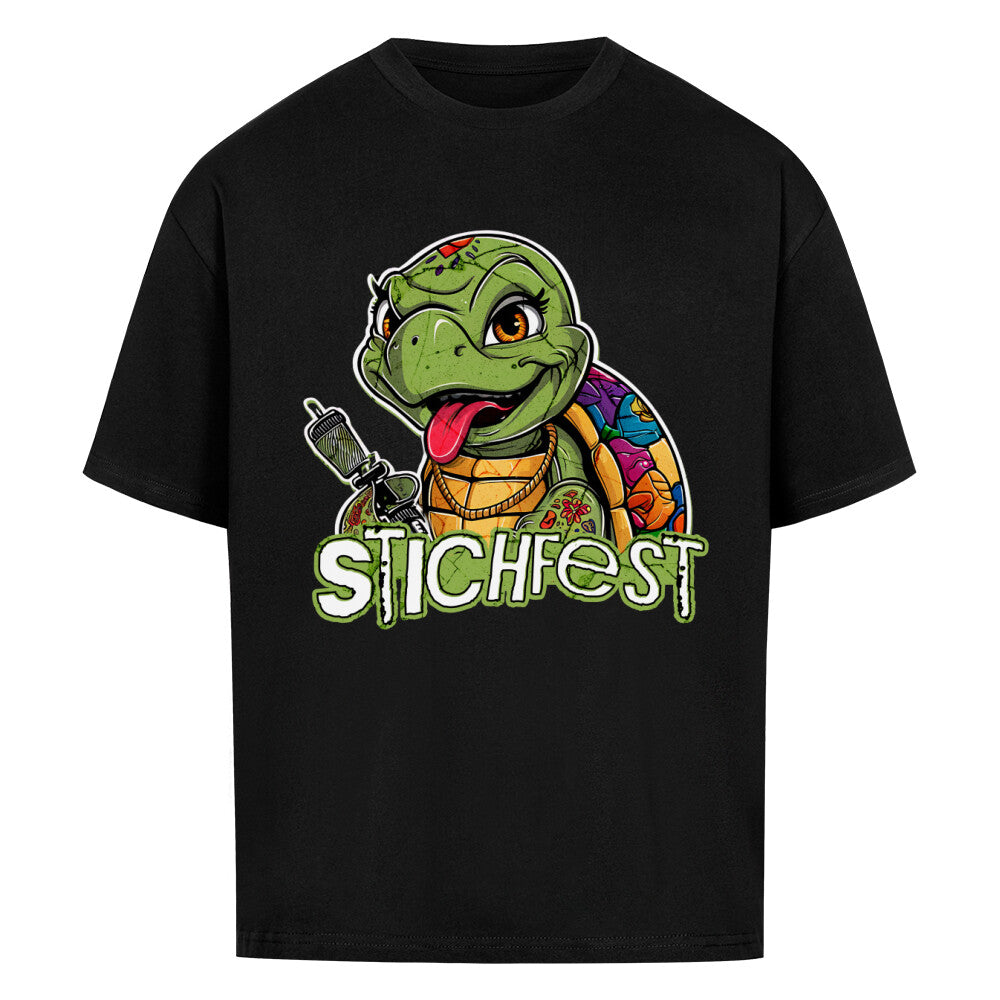 Stichfest - Heavy Oversized Shirt T-Shirt  XS Schwarz  Tattoo Fashion von inked-mafia.de. Dieses Teil gehört in jeden Kleiderschrank eines inked-rebels! Finde ideale Geschenke für Tätowierte, Tattoofans oder Tätowierer.