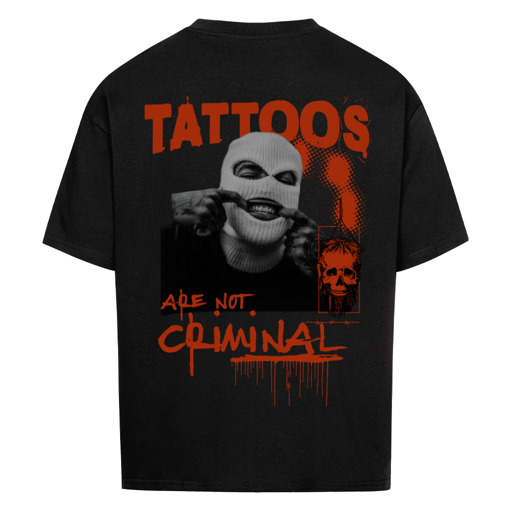 Criminal - Heavy Oversized Backprint Shirt T-Shirt  XS Schwarz  Tattoo Fashion von inked-mafia.de. Dieses Teil gehört in jeden Kleiderschrank eines inked-rebels! Finde ideale Geschenke für Tätowierte, Tattoofans oder Tätowierer.