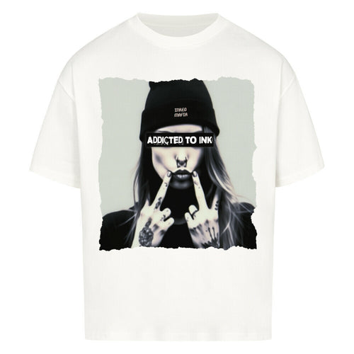 Addicted - Heavy Oversized Shirt T-Shirt  XS Weiß  Tattoo Fashion von inked-mafia.de. Dieses Teil gehört in jeden Kleiderschrank eines inked-rebels! Finde ideale Geschenke für Tätowierte, Tattoofans oder Tätowierer.