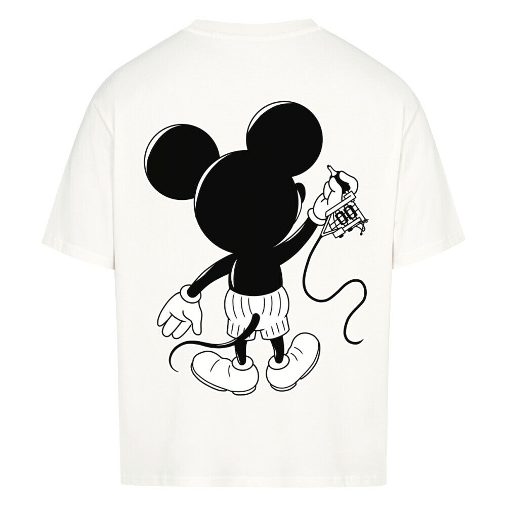 Inking Mouse - Heavy Backprint Oversized Shirt T-Shirt  XS Weiß  Tattoo Fashion von inked-mafia.de. Dieses Teil gehört in jeden Kleiderschrank eines inked-rebels! Finde ideale Geschenke für Tätowierte, Tattoofans oder Tätowierer.