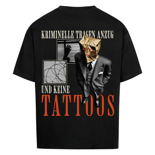 Anzug - Heavy Oversized Backprint Shirt T-Shirt  XS Schwarz  Tattoo Fashion von inked-mafia.de. Dieses Teil gehört in jeden Kleiderschrank eines inked-rebels! Finde ideale Geschenke für Tätowierte, Tattoofans oder Tätowierer.