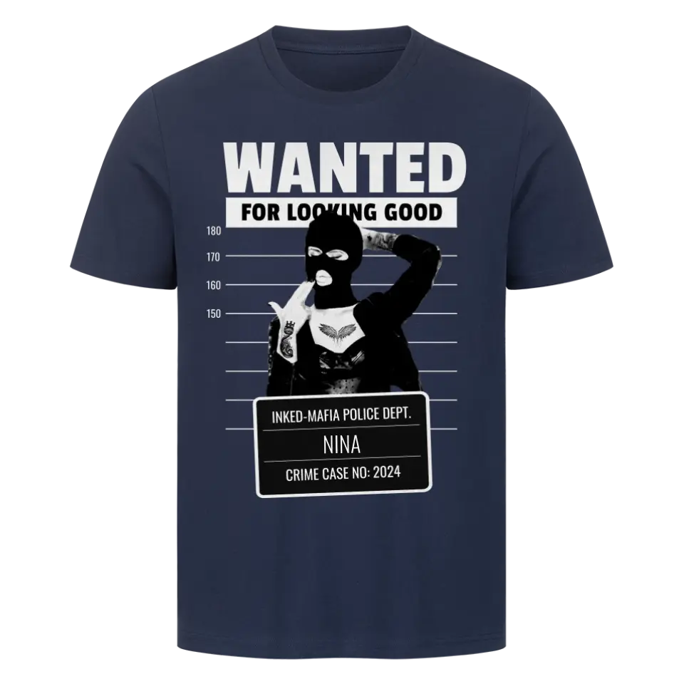 Wanted - Premium Shirt Customizer  Premium Shirt Navy Blue S Tattoo Fashion von inked-mafia.de. Dieses Teil gehört in jeden Kleiderschrank eines inked-rebels! Finde ideale Geschenke für Tätowierte, Tattoofans oder Tätowierer.