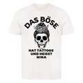 Das Böse - Premium Shirt (personalisiert) Customizer  Premium Shirt Beige S Tattoo Fashion von inked-mafia.de. Dieses Teil gehört in jeden Kleiderschrank eines inked-rebels! Finde ideale Geschenke für Tätowierte, Tattoofans oder Tätowierer.