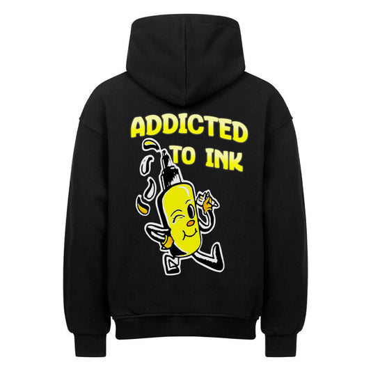 Addicted to ink - Heavy Oversized Backprint Hoodie Hoodie  XS Schwarz  Tattoo Fashion von inked-mafia.de. Dieses Teil gehört in jeden Kleiderschrank eines inked-rebels! Finde ideale Geschenke für Tätowierte, Tattoofans oder Tätowierer.