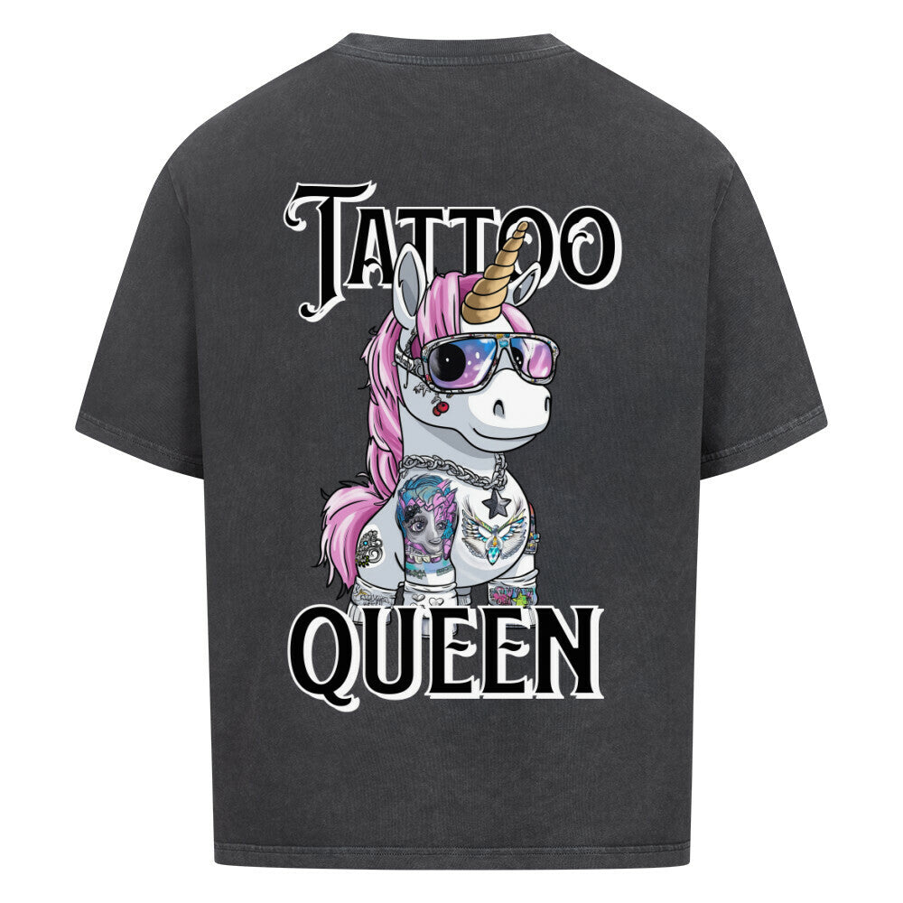 Tattoo Queen - Heavy Oversized Backprint Shirt T-Shirt  XS Washed Black  Tattoo Fashion von inked-mafia.de. Dieses Teil gehört in jeden Kleiderschrank eines inked-rebels! Finde ideale Geschenke für Tätowierte, Tattoofans oder Tätowierer.