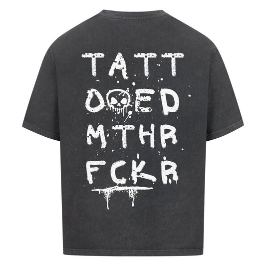 Mthrfckr - Heavy Oversized Backprint Shirt T-Shirt  XS Washed Black  Tattoo Fashion von inked-mafia.de. Dieses Teil gehört in jeden Kleiderschrank eines inked-rebels! Finde ideale Geschenke für Tätowierte, Tattoofans oder Tätowierer.