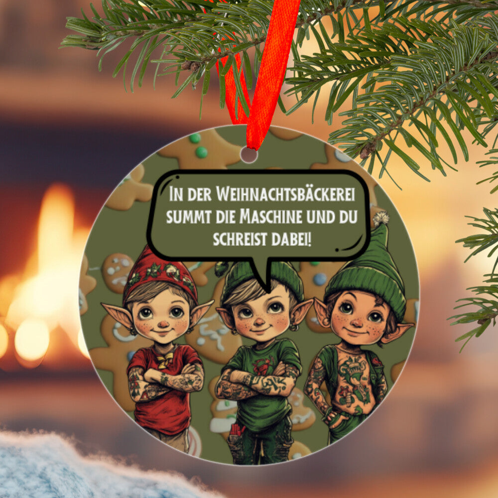 Weihnachtsbäckerei - Christbaumschmuck Mug     Tattoo Fashion von inked-mafia.de. Dieses Teil gehört in jeden Kleiderschrank eines inked-rebels! Finde ideale Geschenke für Tätowierte, Tattoofans oder Tätowierer.