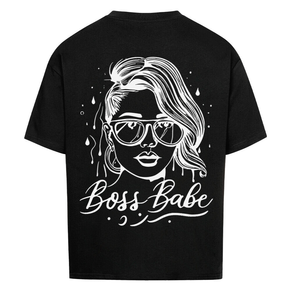 Boss Babe - Heavy Oversized Backprint Shirt T-Shirt XS Schwarz Tattoo Fashion von inked-mafia.de. Dieses Teil gehört in jeden Kleiderschrank eines inked-rebels! Finde ideale Geschenke für Tätowierte, Tattoofans oder Tätowierer.