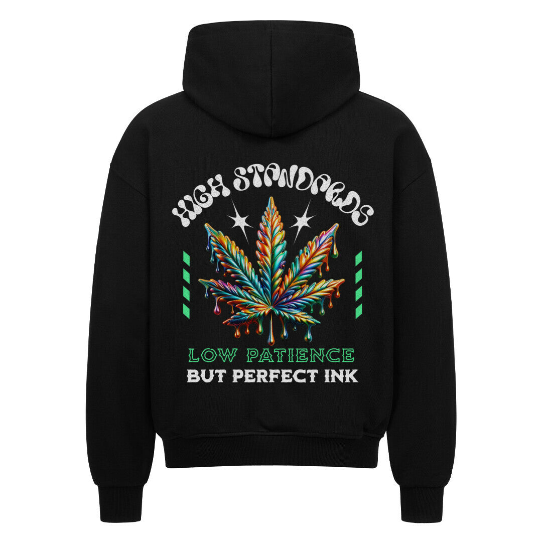 High Standards - Heavy Oversized Backprint Zipper Hoodie S Schwarz Tattoo Fashion von inked-mafia.de. Dieses Teil gehört in jeden Kleiderschrank eines inked-rebels! Finde ideale Geschenke für Tätowierte, Tattoofans oder Tätowierer.