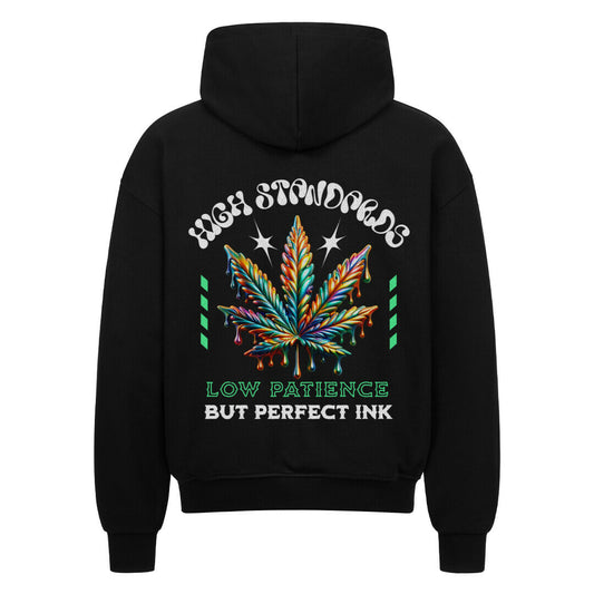 High Standards - Heavy Oversized Backprint Zipper Hoodie S Schwarz Tattoo Fashion von inked-mafia.de. Dieses Teil gehört in jeden Kleiderschrank eines inked-rebels! Finde ideale Geschenke für Tätowierte, Tattoofans oder Tätowierer.