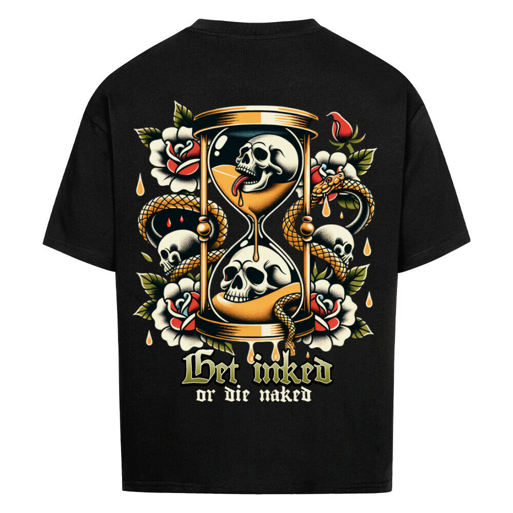 Get inked - Heavy Oversized Backprint Shirt T-Shirt XS Schwarz Tattoo Fashion von inked-mafia.de. Dieses Teil gehört in jeden Kleiderschrank eines inked-rebels! Finde ideale Geschenke für Tätowierte, Tattoofans oder Tätowierer.