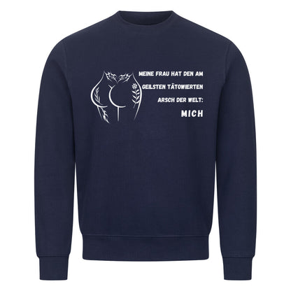 Arsch - Sweatshirt Sweatshirt S Navy Blue Tattoo Fashion von inked-mafia.de. Dieses Teil gehört in jeden Kleiderschrank eines inked-rebels! Finde ideale Geschenke für Tätowierte, Tattoofans oder Tätowierer.