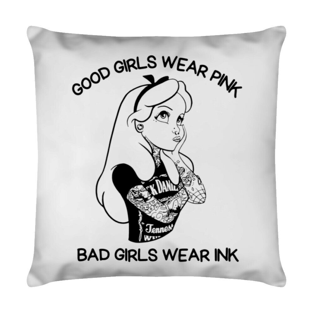 Bad Girls - Kissen Pillow 40cm x 40cm Weiß Tattoo Fashion von inked-mafia.de. Dieses Teil gehört in jeden Kleiderschrank eines inked-rebels! Finde ideale Geschenke für Tätowierte, Tattoofans oder Tätowierer.