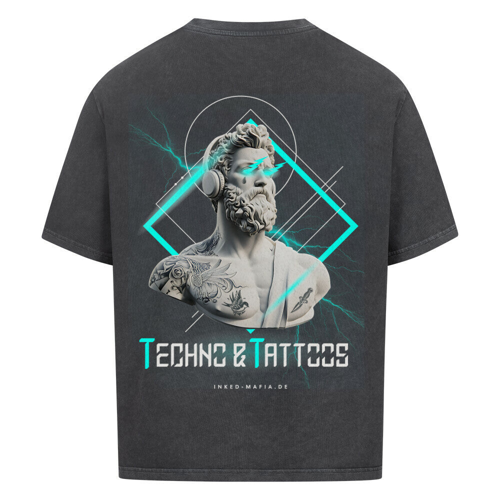 Techno&Tattoos - Heavy Oversized Backprint Shirt T-Shirt XS Washed Black Tattoo Fashion von inked-mafia.de. Dieses Teil gehört in jeden Kleiderschrank eines inked-rebels! Finde ideale Geschenke für Tätowierte, Tattoofans oder Tätowierer.