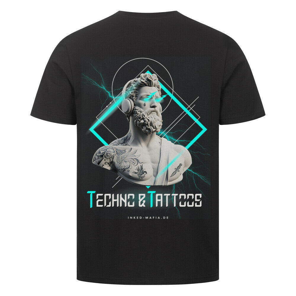 Techno&Tattoos - Premium Backprint Shirt T-Shirt S Schwarz Tattoo Fashion von inked-mafia.de. Dieses Teil gehört in jeden Kleiderschrank eines inked-rebels! Finde ideale Geschenke für Tätowierte, Tattoofans oder Tätowierer.