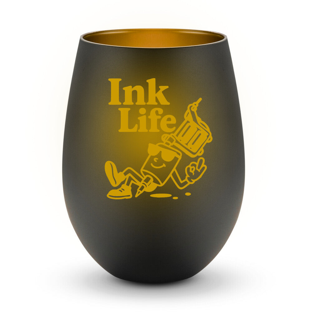 Ink Life - Windlicht LaserPng Standard Schwarz-Gold Tattoo Fashion von inked-mafia.de. Dieses Teil gehört in jeden Kleiderschrank eines inked-rebels! Finde ideale Geschenke für Tätowierte, Tattoofans oder Tätowierer.