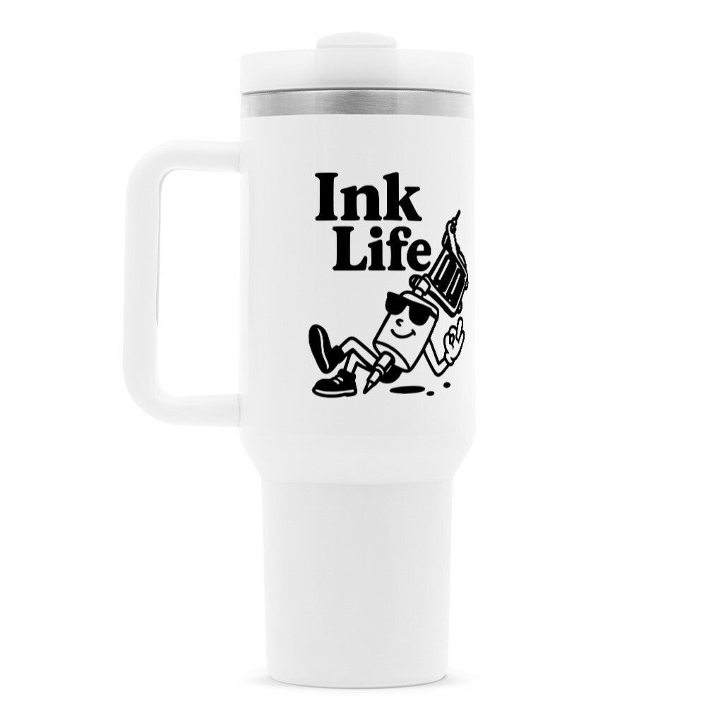 Ink Life - Thermobecher Mug 1200ml Weiß Tattoo Fashion von inked-mafia.de. Dieses Teil gehört in jeden Kleiderschrank eines inked-rebels! Finde ideale Geschenke für Tätowierte, Tattoofans oder Tätowierer.