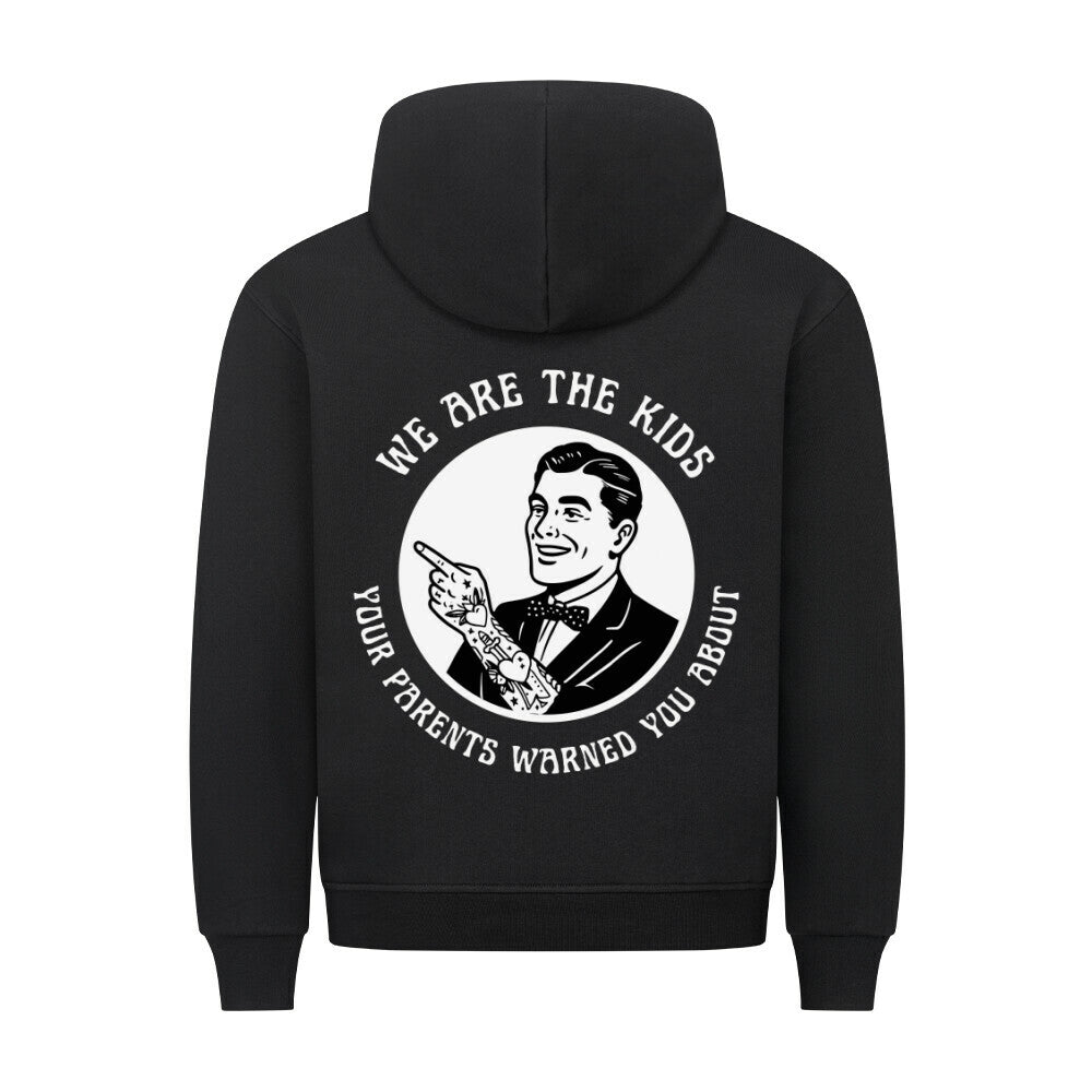 Kids - Backprint Hoodie Hoodie S Schwarz Tattoo Fashion von inked-mafia.de. Dieses Teil gehört in jeden Kleiderschrank eines inked-rebels! Finde ideale Geschenke für Tätowierte, Tattoofans oder Tätowierer.
