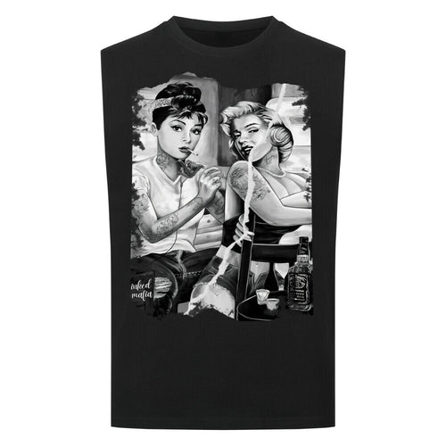 Old Style - Sleeveless Oversized Shirt T-Shirt S Schwarz Tattoo Fashion von inked-mafia.de. Dieses Teil gehört in jeden Kleiderschrank eines inked-rebels! Finde ideale Geschenke für Tätowierte, Tattoofans oder Tätowierer.