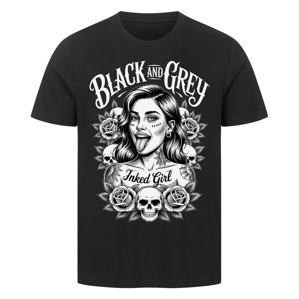 Black and Grey - Premium Shirt T-Shirt S Schwarz Tattoo Fashion von inked-mafia.de. Dieses Teil gehört in jeden Kleiderschrank eines inked-rebels! Finde ideale Geschenke für Tätowierte, Tattoofans oder Tätowierer.