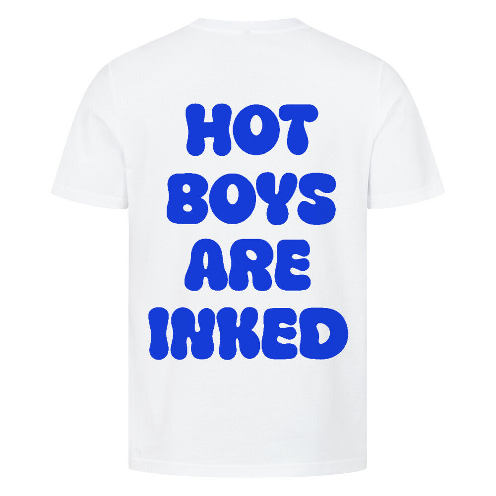 Hot Boys - Premium Backprint Shirt T-Shirt S Weiß Tattoo Fashion von inked-mafia.de. Dieses Teil gehört in jeden Kleiderschrank eines inked-rebels! Finde ideale Geschenke für Tätowierte, Tattoofans oder Tätowierer.
