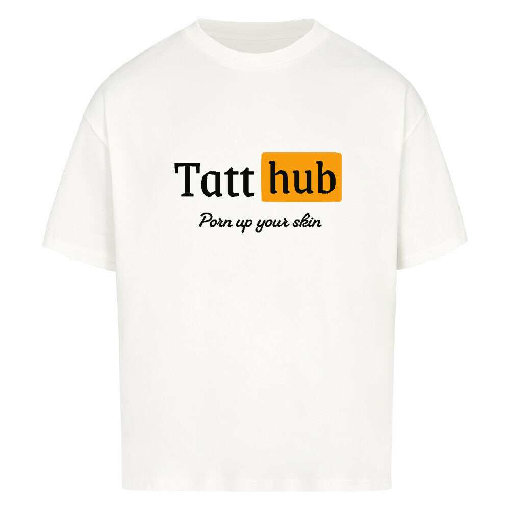 TattHub - Heavy Oversized Shirt T-Shirt XS Weiß Tattoo Fashion von inked-mafia.de. Dieses Teil gehört in jeden Kleiderschrank eines inked-rebels! Finde ideale Geschenke für Tätowierte, Tattoofans oder Tätowierer.