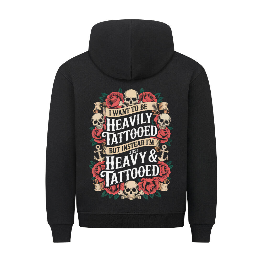 Heavy & Tattooed - Backprint Hoodie Hoodie S Schwarz Tattoo Fashion von inked-mafia.de. Dieses Teil gehört in jeden Kleiderschrank eines inked-rebels! Finde ideale Geschenke für Tätowierte, Tattoofans oder Tätowierer.