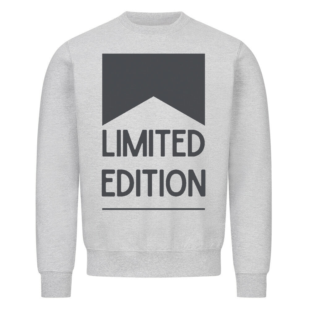 Limited Edition - Sweatshirt Sweatshirt S Grau Tattoo Fashion von inked-mafia.de. Dieses Teil gehört in jeden Kleiderschrank eines inked-rebels! Finde ideale Geschenke für Tätowierte, Tattoofans oder Tätowierer.
