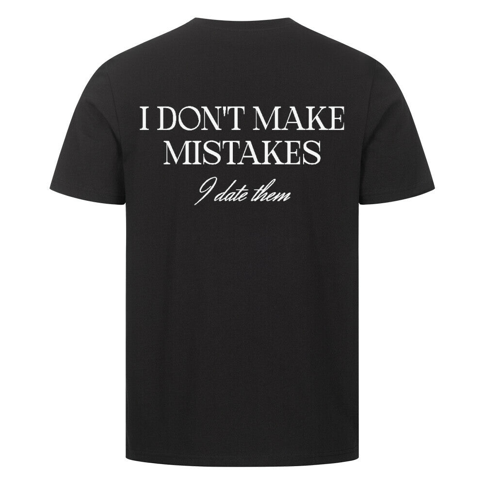 Mistakes - Premium Backprint Shirt T-Shirt S Schwarz Tattoo Fashion von inked-mafia.de. Dieses Teil gehört in jeden Kleiderschrank eines inked-rebels! Finde ideale Geschenke für Tätowierte, Tattoofans oder Tätowierer.