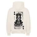 Queen - Heavy Oversized Backprint Hoodie (personalisierbar) Customizer VACANCY Oversized Hoodie Beige XS Tattoo Fashion von inked-mafia.de. Dieses Teil gehört in jeden Kleiderschrank eines inked-rebels! Finde ideale Geschenke für Tätowierte, Tattoofans oder Tätowierer.
