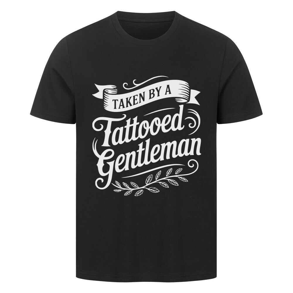 Gentleman - Premium Shirt T-Shirt S Schwarz Tattoo Fashion von inked-mafia.de. Dieses Teil gehört in jeden Kleiderschrank eines inked-rebels! Finde ideale Geschenke für Tätowierte, Tattoofans oder Tätowierer.