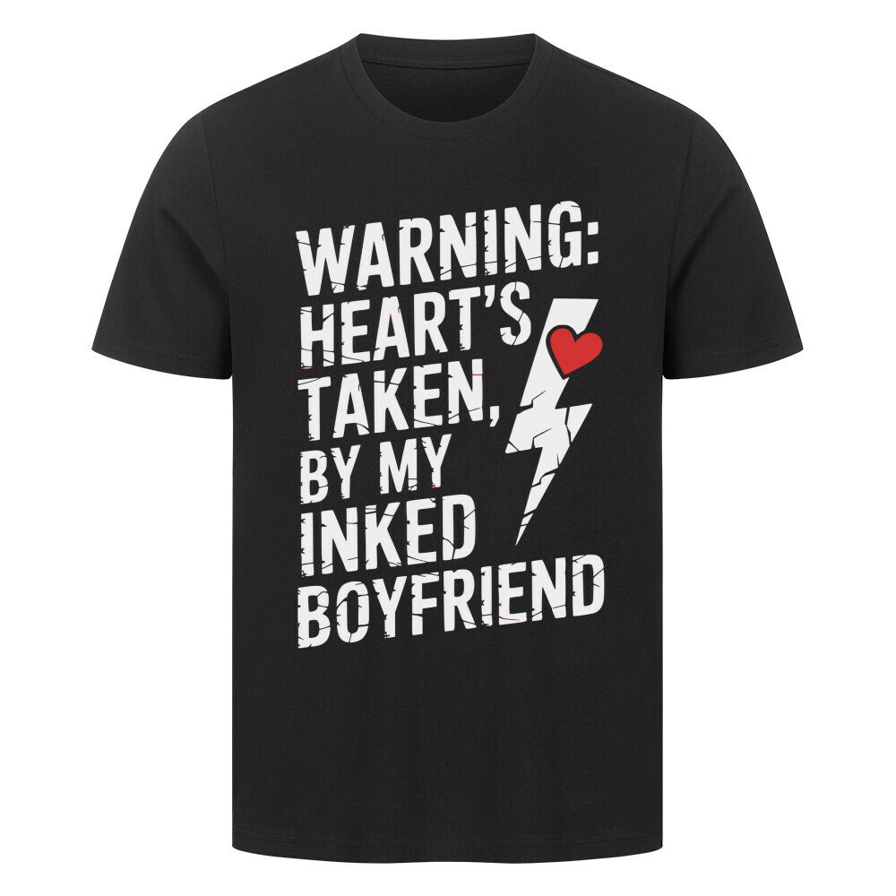 Heart is taken - Premium Shirt T-Shirt S Schwarz Tattoo Fashion von inked-mafia.de. Dieses Teil gehört in jeden Kleiderschrank eines inked-rebels! Finde ideale Geschenke für Tätowierte, Tattoofans oder Tätowierer.