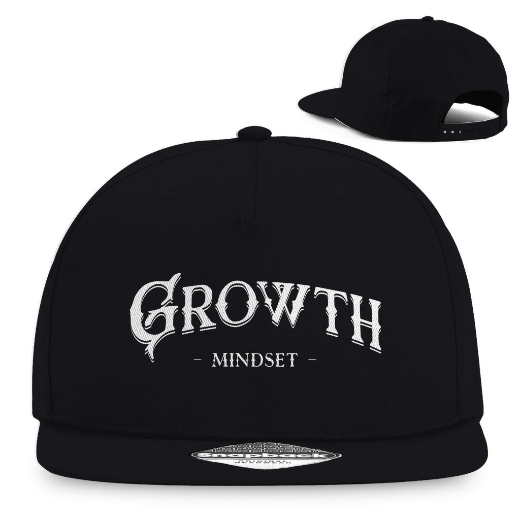 Growth Mindset - Snapback Cap Accessories Schwarz Tattoo Fashion von inked-mafia.de. Dieses Teil gehört in jeden Kleiderschrank eines inked-rebels! Finde ideale Geschenke für Tätowierte, Tattoofans oder Tätowierer.