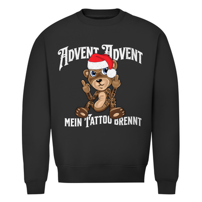 Advent Advent - Unisex Weihnachtssweater Clothes  Schwarz XS  Tattoo Fashion von inked-mafia.de. Dieses Teil gehört in jeden Kleiderschrank eines inked-rebels! Finde ideale Geschenke für Tätowierte, Tattoofans oder Tätowierer.