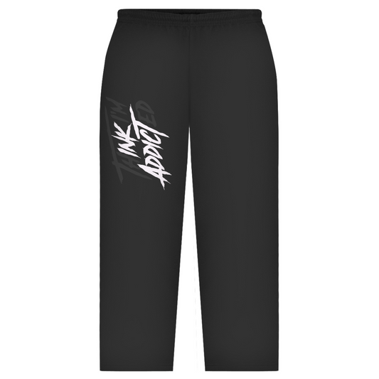 Ink Addict- Oversized Sweatpants Clothes Schwarz S Tattoo Fashion von inked-mafia.de. Dieses Teil gehört in jeden Kleiderschrank eines inked-rebels! Finde ideale Geschenke für Tätowierte, Tattoofans oder Tätowierer.