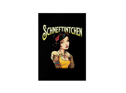 Schneetintchen - Poster Poster     Tattoo Fashion von inked-mafia.de. Dieses Teil gehört in jeden Kleiderschrank eines inked-rebels! Finde ideale Geschenke für Tätowierte, Tattoofans oder Tätowierer.