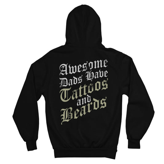 Dieser hochwertige Oversized Hoodie von inked-mafia.de ist perfekt für jeden Tattoofan. Hierbei ist es egal, ob du den Oversized Hoodie ohne Kordeln auf einer Tattoo-Convention trägst oder auf dem Weg zu deinem Tätowierer. Willst Du deinem Tätowierer oder deiner Tätowiererin ein Geschenk machen? Schau vorbei!