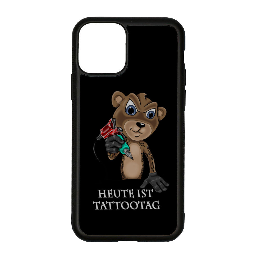 Tattootag - iPhone Hülle CoverLarge     Tattoo Fashion von inked-mafia.de. Dieses Teil gehört in jeden Kleiderschrank eines inked-rebels! Finde ideale Geschenke für Tätowierte, Tattoofans oder Tätowierer.