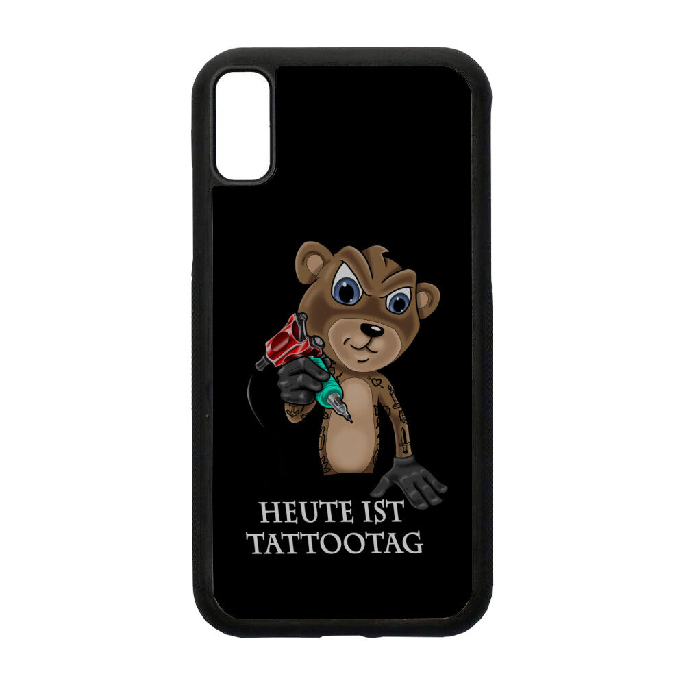 Tattootag - iPhone Hülle CoverLarge     Tattoo Fashion von inked-mafia.de. Dieses Teil gehört in jeden Kleiderschrank eines inked-rebels! Finde ideale Geschenke für Tätowierte, Tattoofans oder Tätowierer.