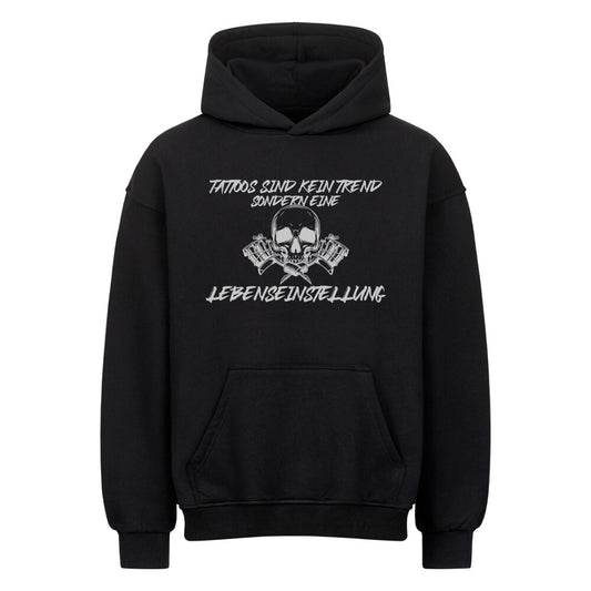 Dieser hochwertige Oversized Hoodie von inked-mafia.de ist perfekt für jeden Tattoofan. Hierbei ist es egal, ob du den Oversized Hoodie ohne Kordeln auf einer Tattoo-Convention trägst oder auf dem Weg zu deinem Tätowierer. Willst Du deinem Tätowierer oder deiner Tätowiererin ein Geschenk machen? Schau vorbei!