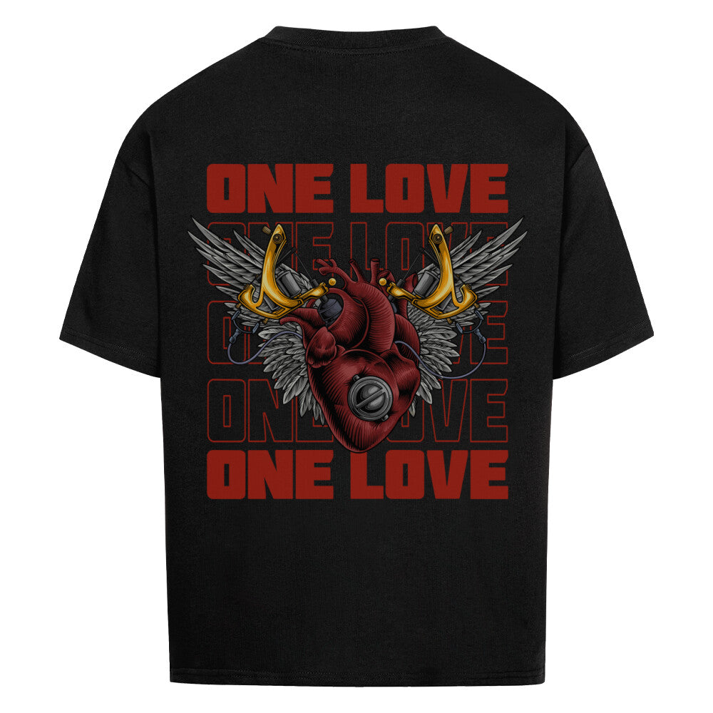 One Love - Heavy Oversized Backprint Shirt T-Shirt  XS Schwarz  Tattoo Fashion von inked-mafia.de. Dieses Teil gehört in jeden Kleiderschrank eines inked-rebels! Finde ideale Geschenke für Tätowierte, Tattoofans oder Tätowierer.