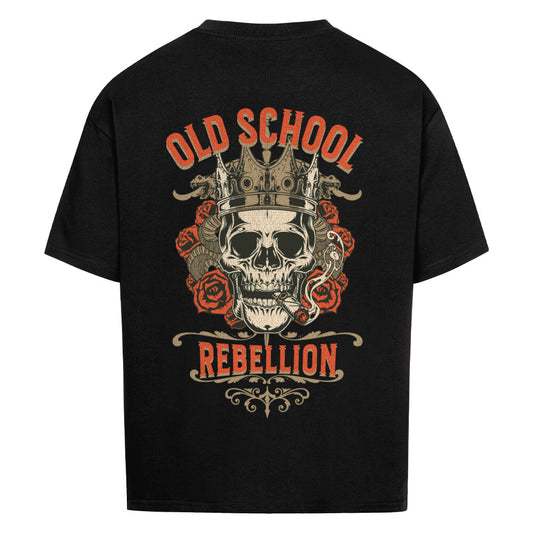 Old School Rebellion - Heavy Oversized Backprint Shirt T-Shirt  XS Schwarz  Tattoo Fashion von inked-mafia.de. Dieses Teil gehört in jeden Kleiderschrank eines inked-rebels! Finde ideale Geschenke für Tätowierte, Tattoofans oder Tätowierer.